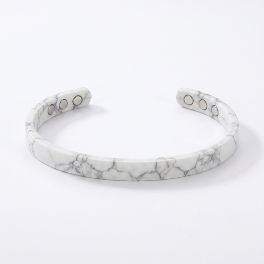 VEYLA howlite bracelet.png